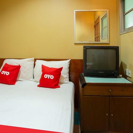 SPOT ON 90137 Casavilla Hotel Pudu Kuala Lumpur Esterno foto