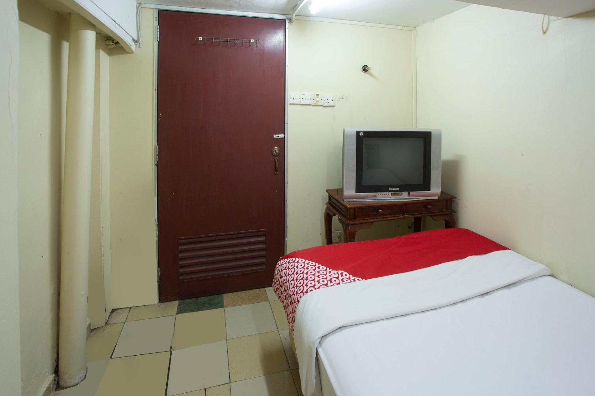 SPOT ON 90137 Casavilla Hotel Pudu Kuala Lumpur Esterno foto