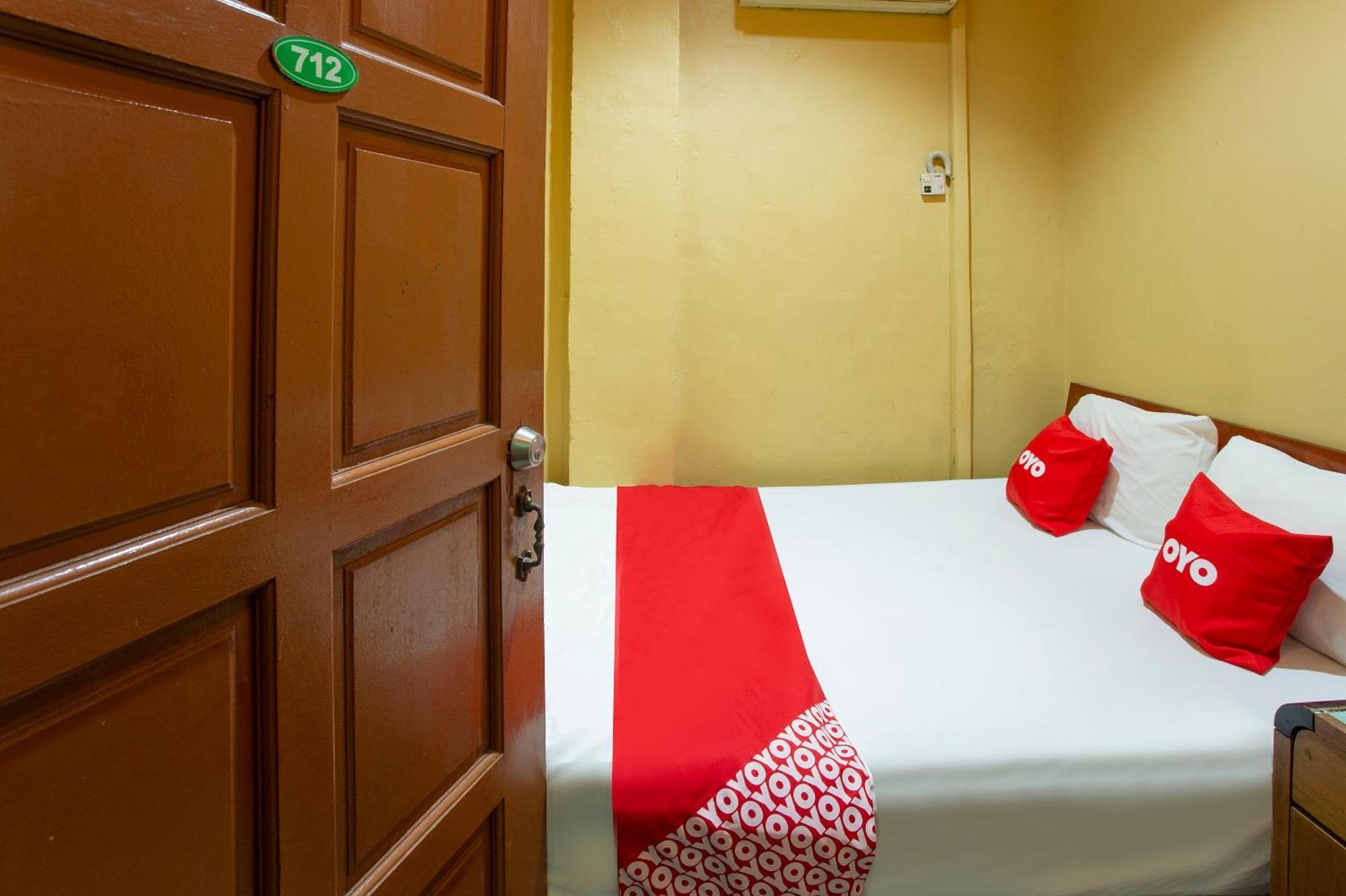 SPOT ON 90137 Casavilla Hotel Pudu Kuala Lumpur Esterno foto